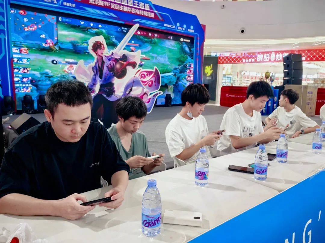 背身支点 背身支点